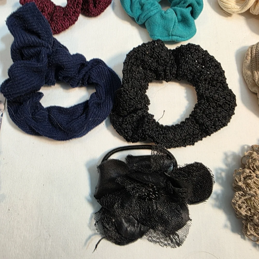 Scunci and Goody Hair Accessories Vintage Collection In Black Cream Brown Green